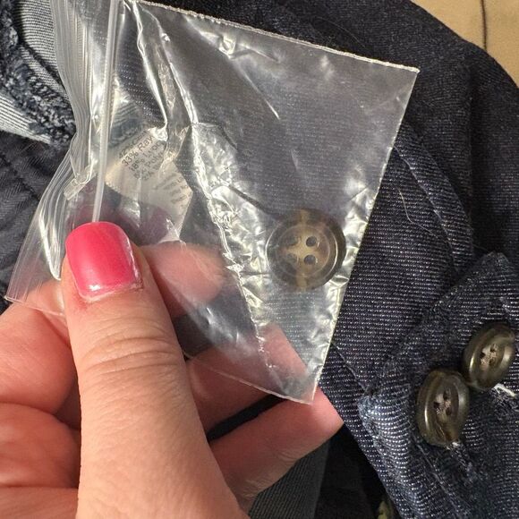 Talbots Women’s Dark Wash Denim Jean Skirt Button Zip Closure Petite 14 - Picture 11 of 13